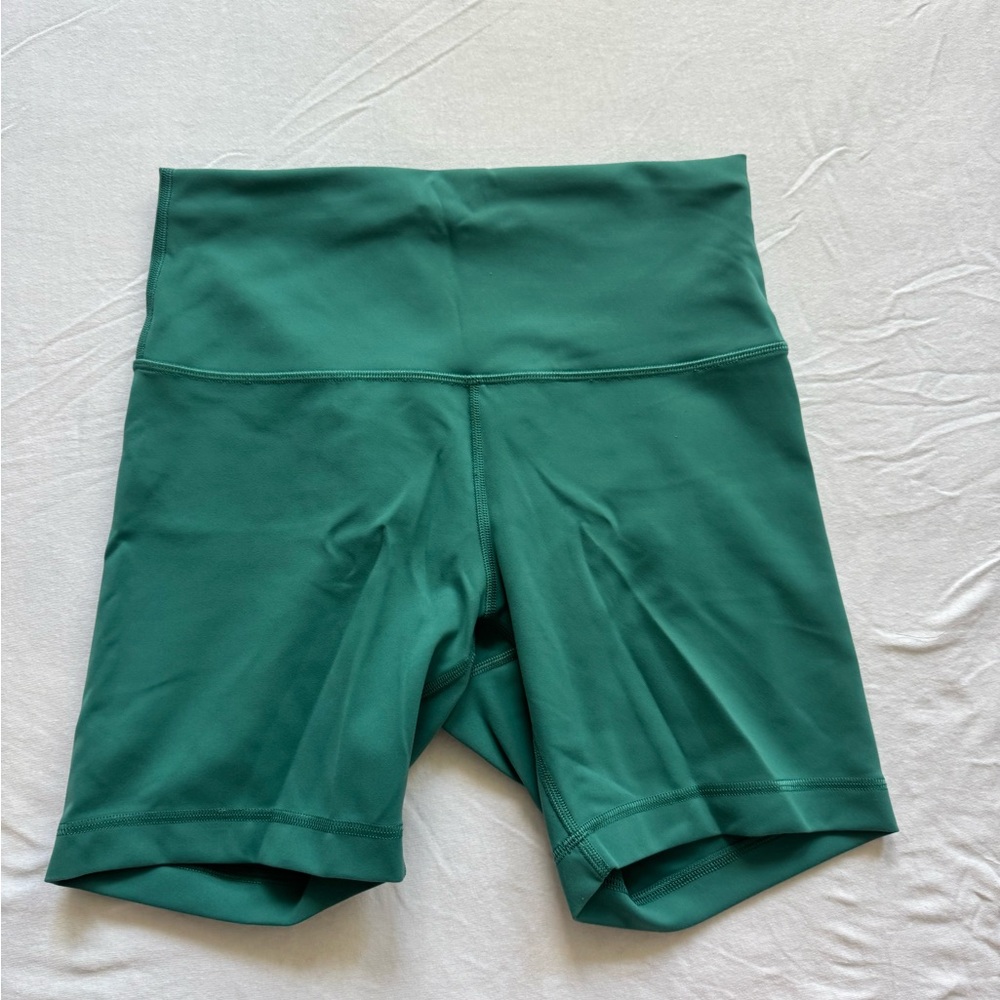 Lululemon Wunder Train short 6”